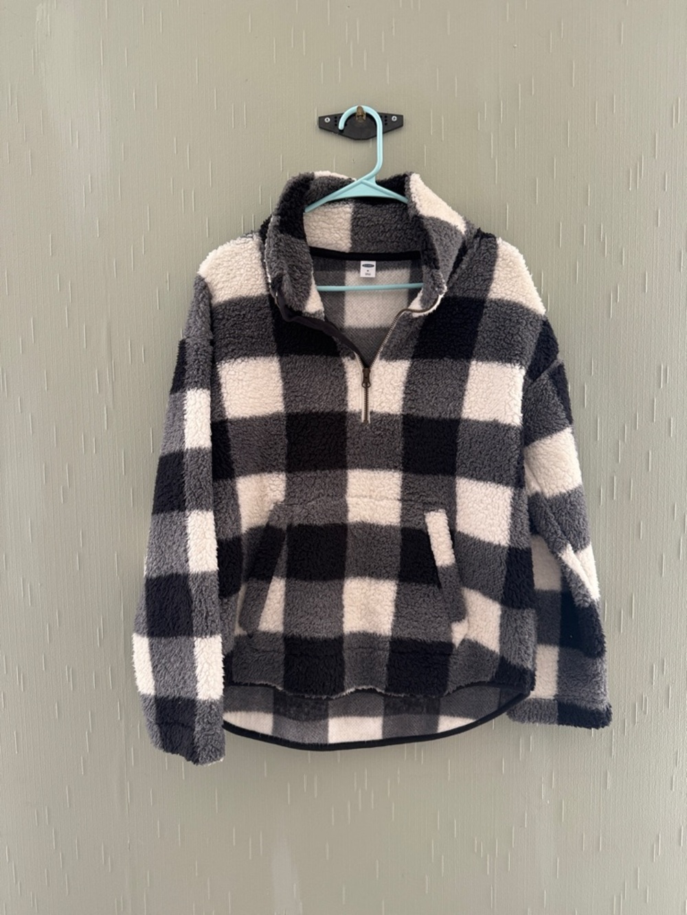 Old Navy Gray & White Buffalo Check Sherpa Pullover